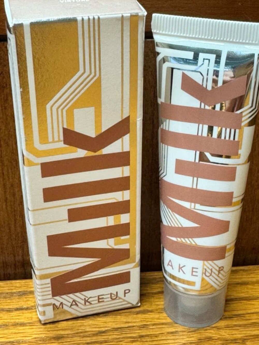 Milk Makeup Bionic Glow Liquid Illuminator - Virtual